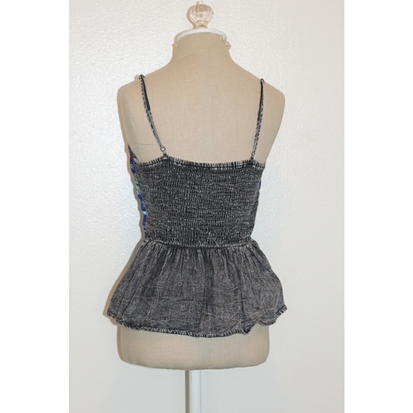 🌬Mutli-Colored Half Zip Peplum Tank Top🌬 - Picture 2 of 4